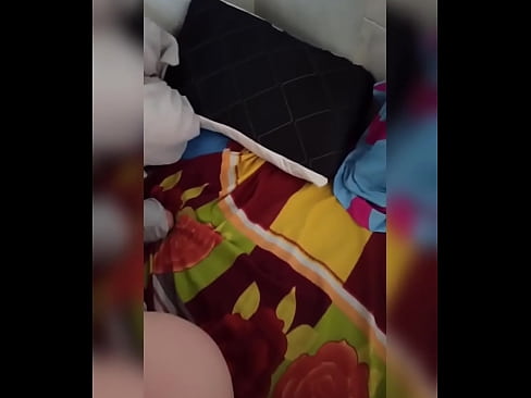 ❤️ Hevjîna min li malê bi tenê dimîne ji ber ku mêrê wê diçe betlaneyê û ez firsendê distînim ku ez wê biçînim û kerê wê bi şîr tijî bikim. ️ Sex li ku.tube-sexer.ru ❤